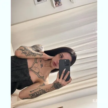 Хочу ощутить нажим твоего набухшего пени cа