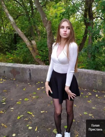 Аліна. Вузенька та солодка киця сподобаюсь кожному чоловіку❤️